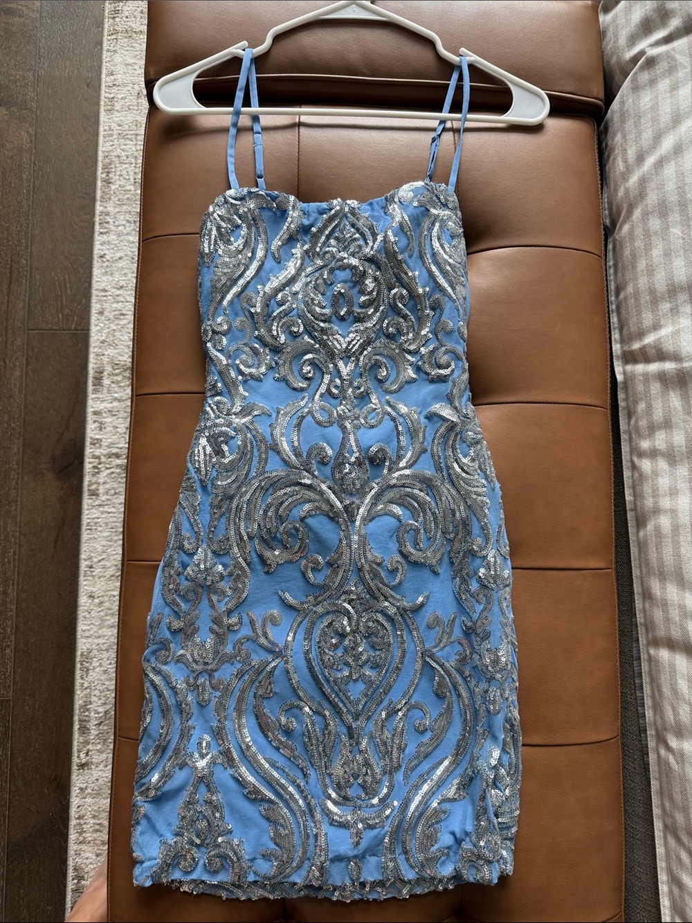 Homecoming dress: pattern sequin bow back bodycon